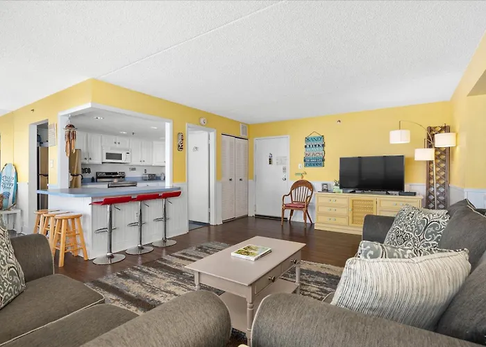 Side Ocean View 2 Bedroom Capri With Indoor Pool! *