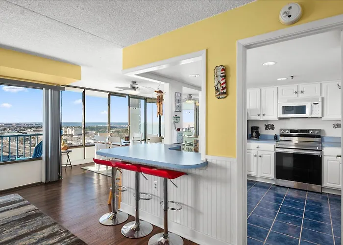Side Ocean View 2 Bedroom Capri With Indoor Pool! Holiday home