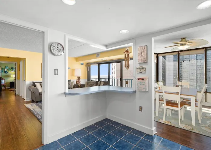 Side Ocean View 2 Bedroom Capri With Indoor Pool! *