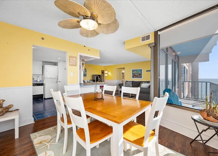 Side Ocean View 2 Bedroom Capri With Indoor Pool! Holiday home
