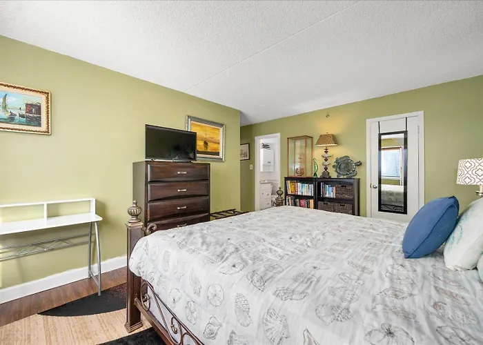 Holiday home Side Ocean View 2 Bedroom Capri With Indoor Pool! Ocean City